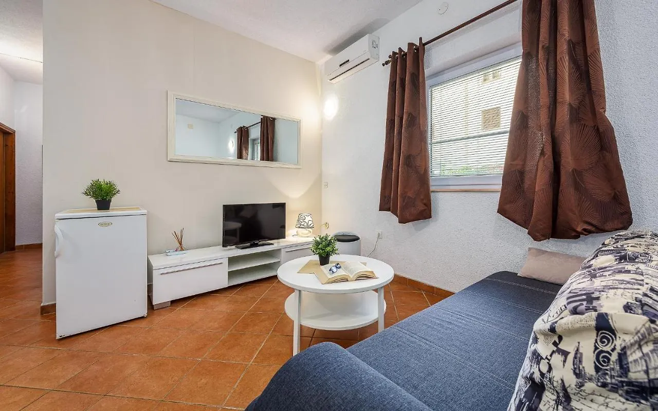 Apartments Finka Terzic Žbandaj