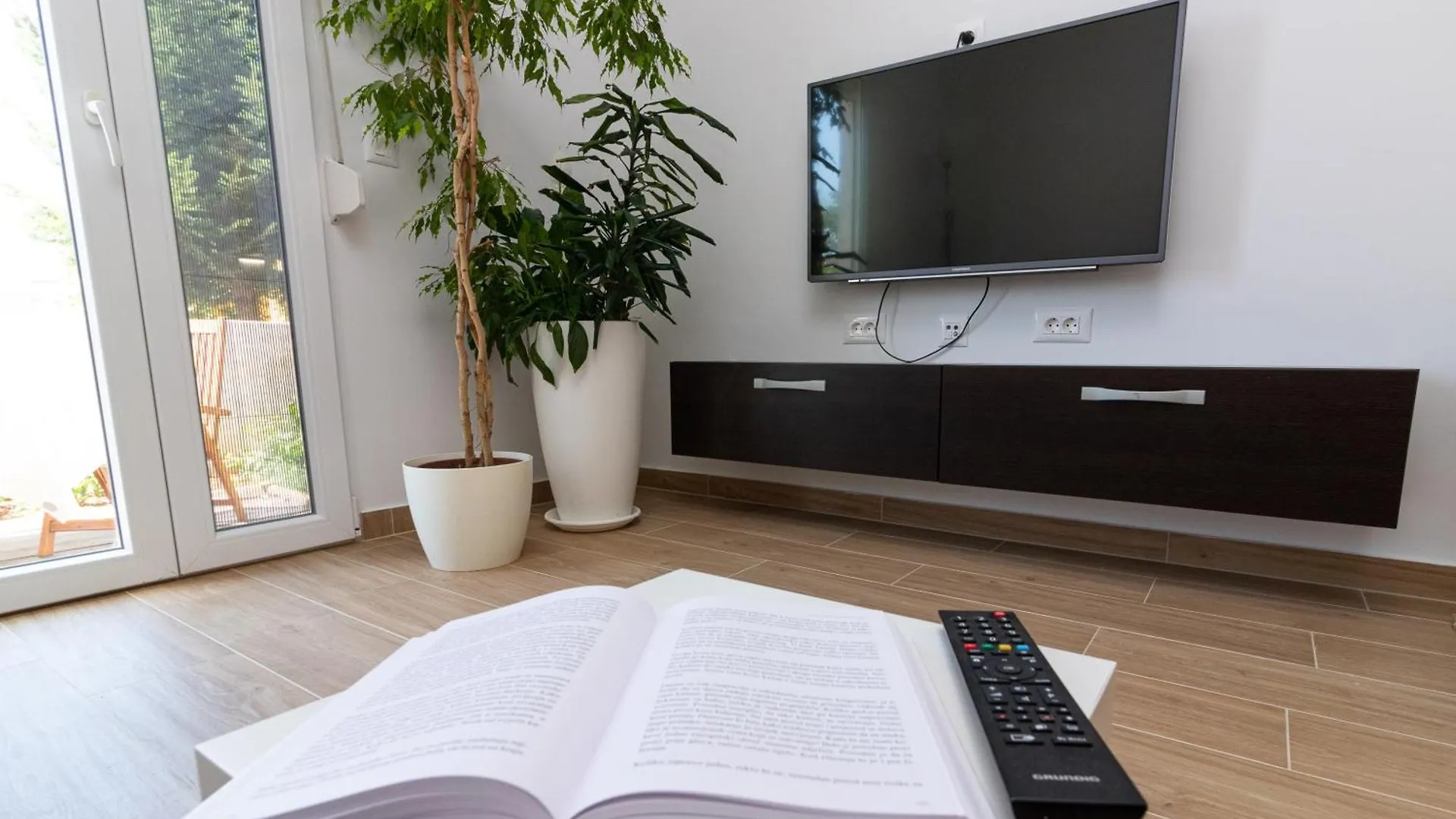 Apartments Finka Terzic Zbandaj